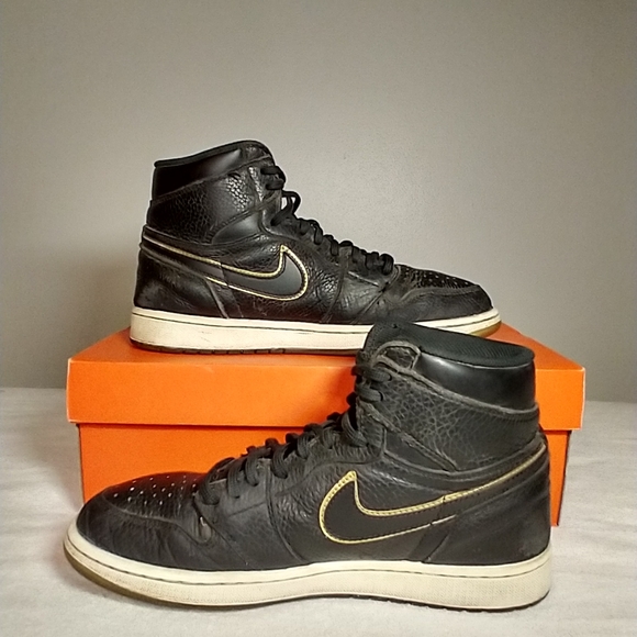 !SOLD!       Jordan 1 Retro High City of Flight - Picture 2 of 8